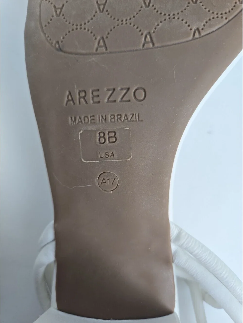 Arezzo White Camila Block Heel Leather Ankle Strap Sandal Size 8US Brazil